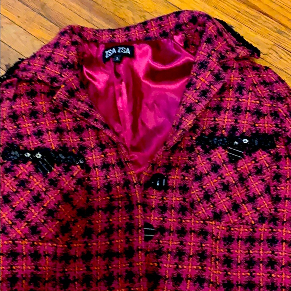 Cute funky blazer!